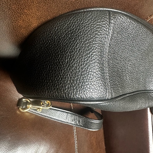 Coach Mara Hobo Black Gold - Picture 10 of 16